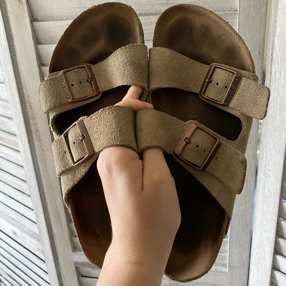 Arizona Birkenstocks suede leather taupe 9-9.5